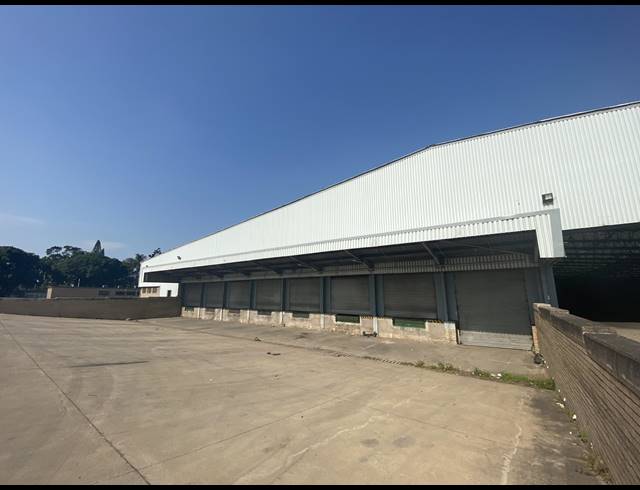12,018M² WAREHOUSE TO LET IN PROSPECTON INDUSTRIAL